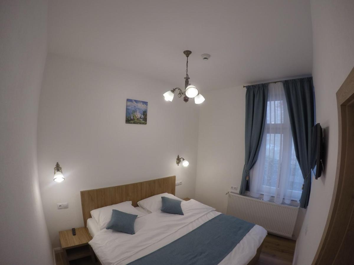 Casa Bacila Hotel Сибиу Екстериор снимка