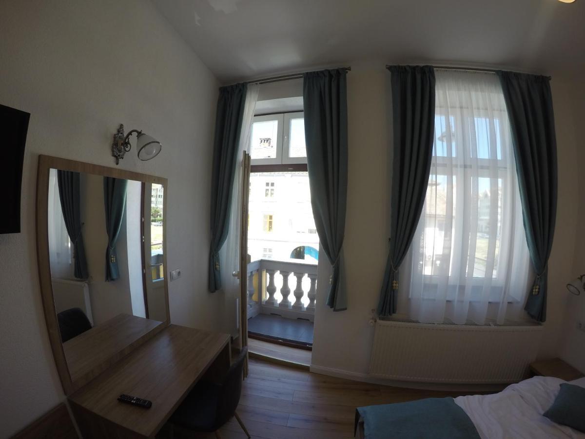 Casa Bacila Hotel Сибиу Екстериор снимка