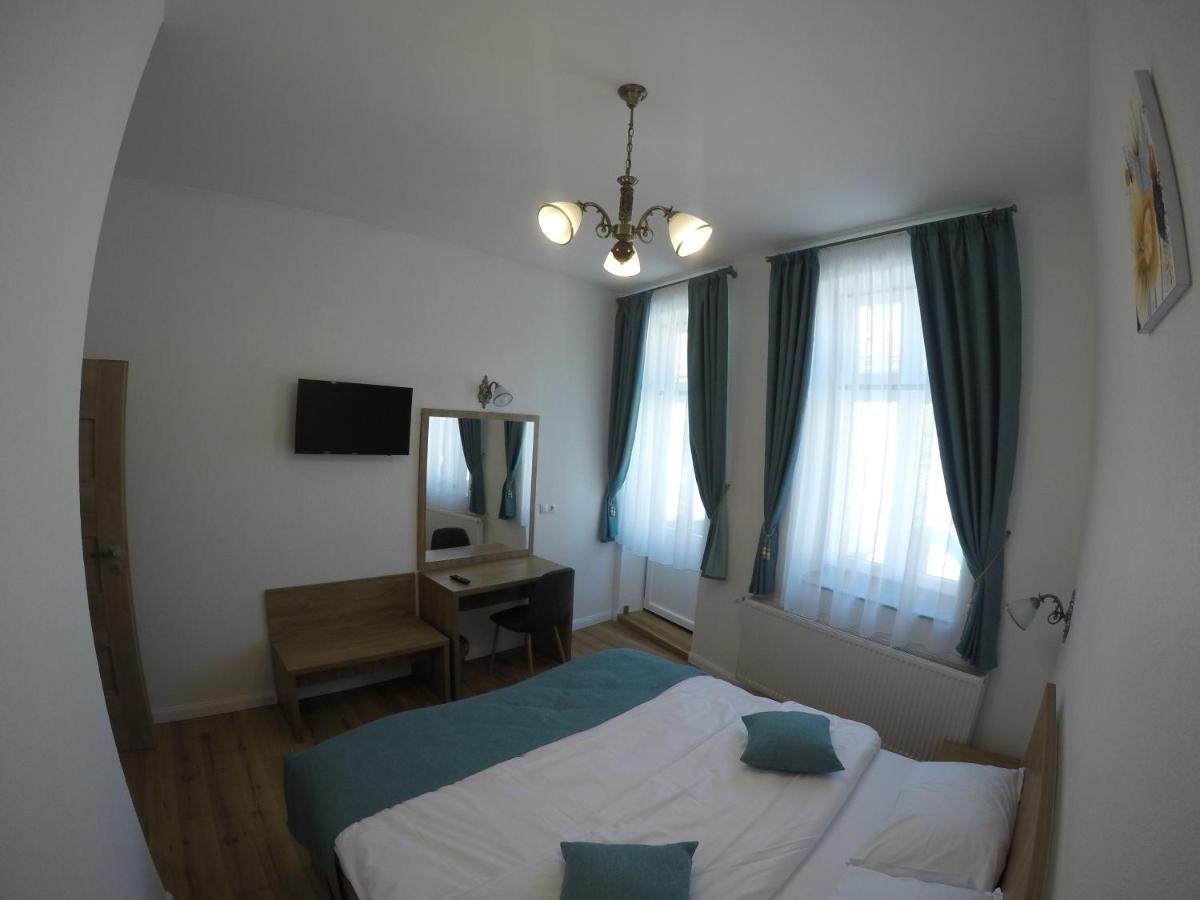Casa Bacila Hotel Сибиу Екстериор снимка